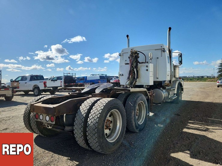 2014-western-star-4900-image-4