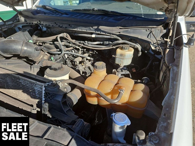 2023-ford-f350-image-17