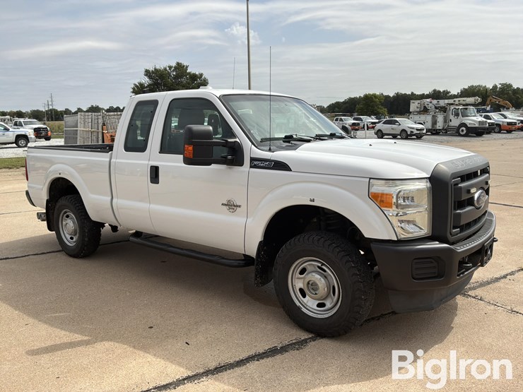 2015-ford-f350-image-3
