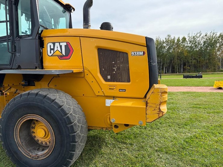 caterpillar-938m-image-21