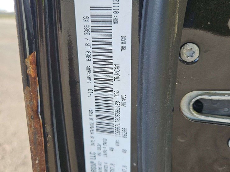 2013-dodge-1500-image-32