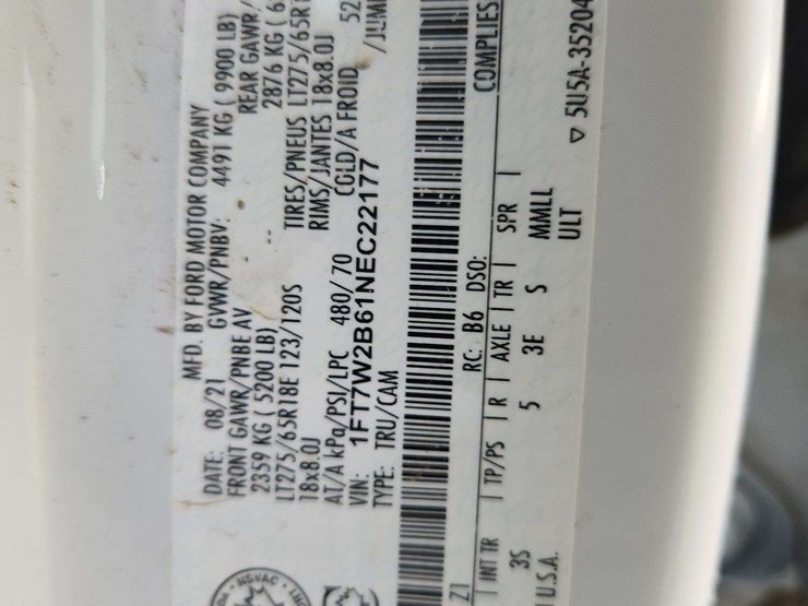 2022-ford-f250-image-16