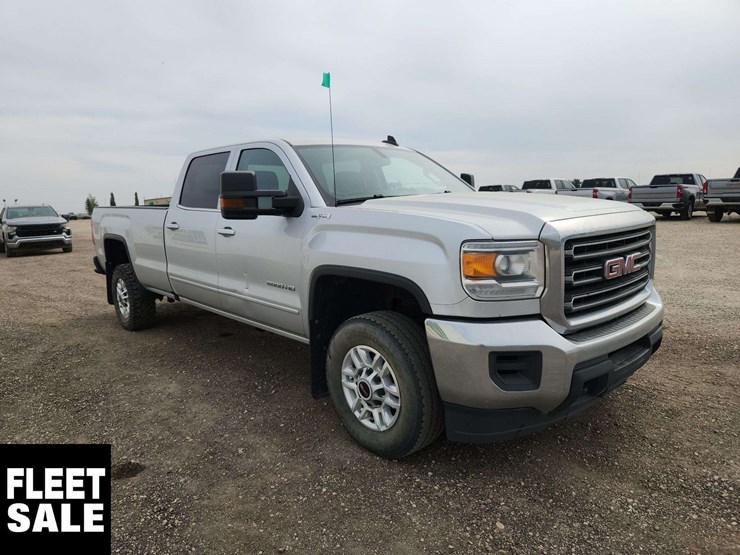 2019-gmc-sierra-2500hd-image-2