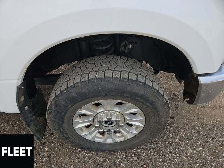 2022-ford-f250-image-12