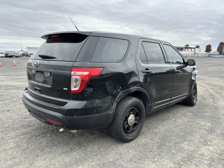 2014-ford-explorer-image-5
