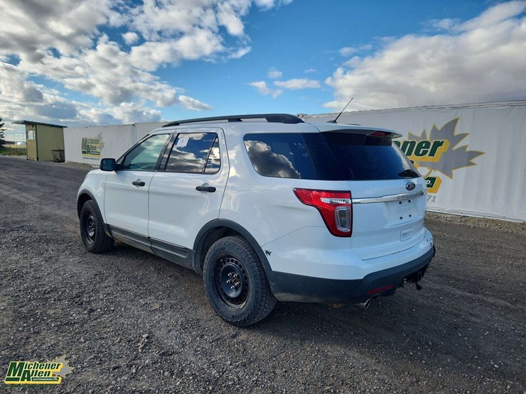 2013-ford-explorer-image-3