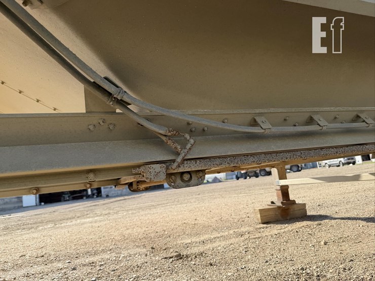 2014-timpte-48-ft-x-102-in-image-60
