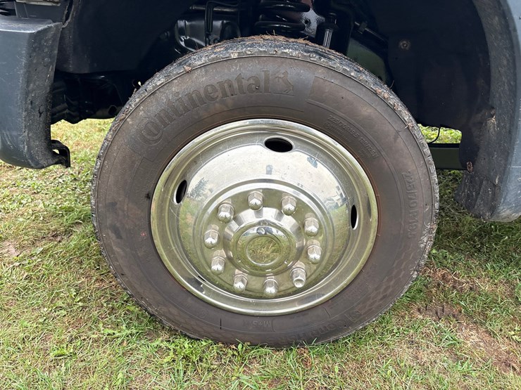 2015-ford-f550-image-88