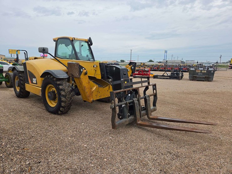 caterpillar-th514d-image-4