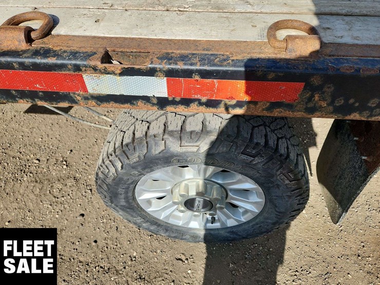 2021-ford-f350-image-10