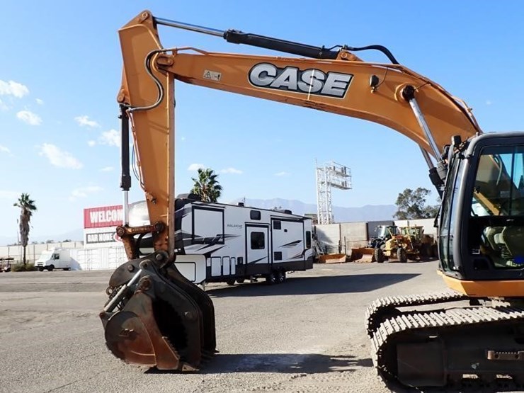 case-cx210d-image-5