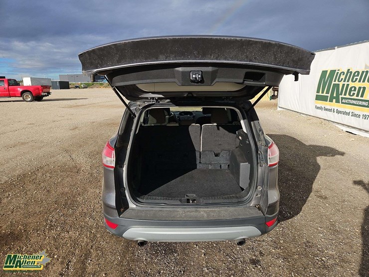 2014-ford-escape-se-image-15