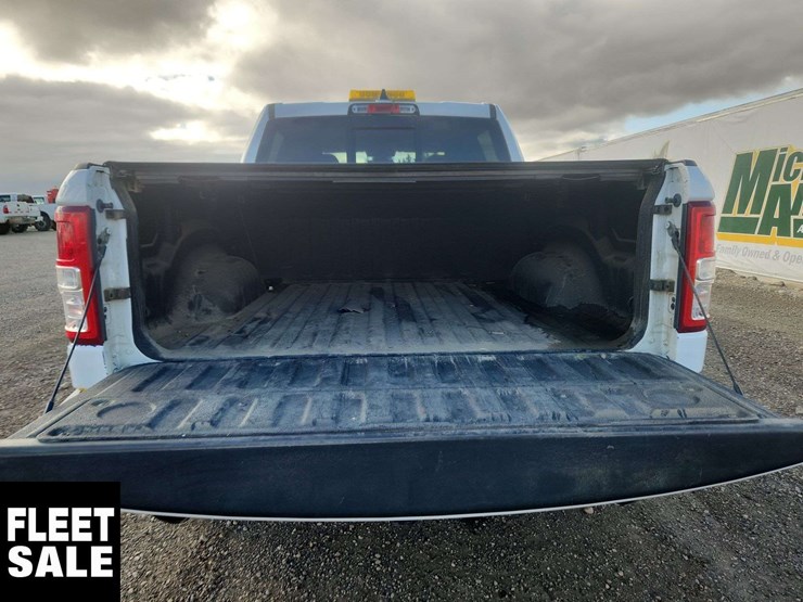 2020-dodge-1500-image-17