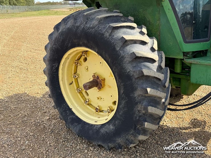 john-deere-4430-image-17