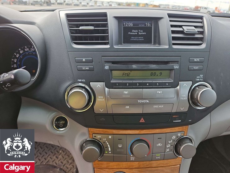 2009-toyota-highlander-hybrid-image-19