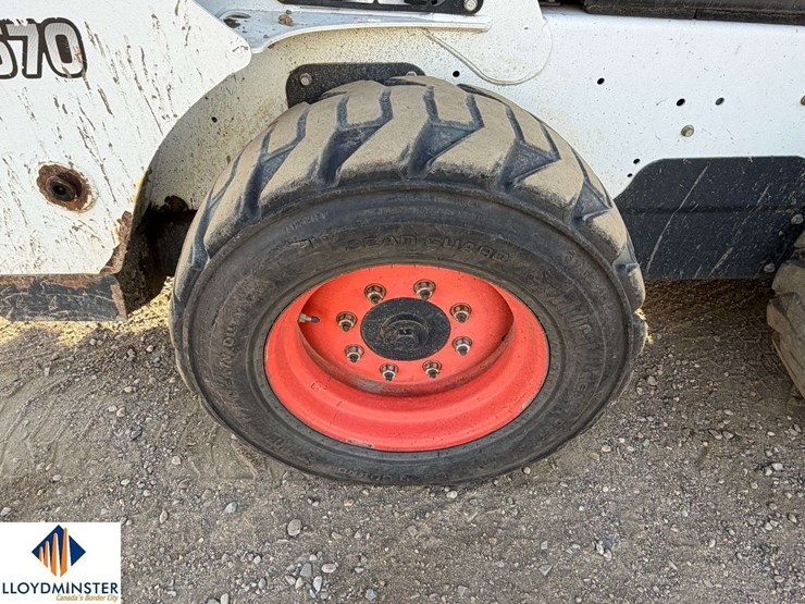 2018-bobcat-s570-image-10