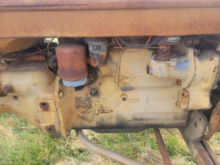 allis-chalmers-d10-tractor-image-9