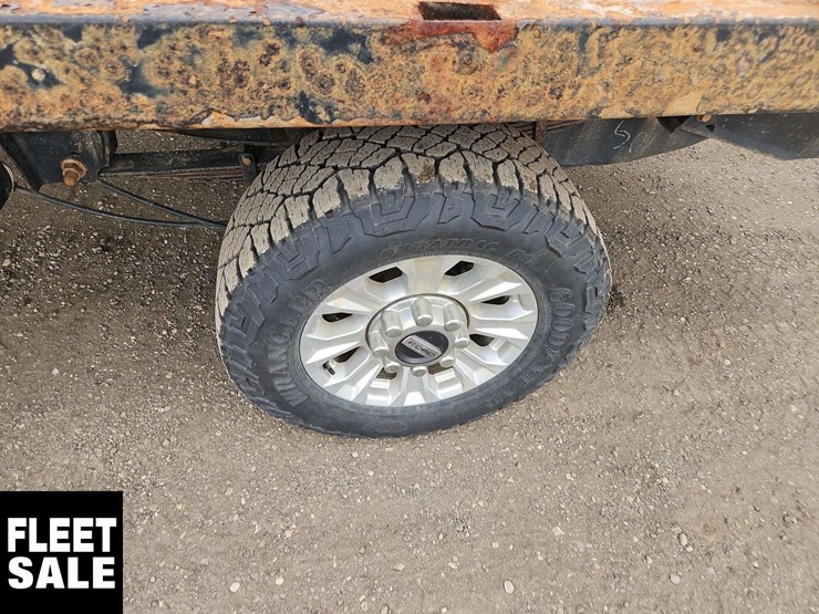2020-ford-f350-image-10