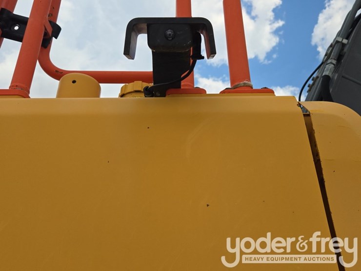 2021-volvo-ec200el-image-68