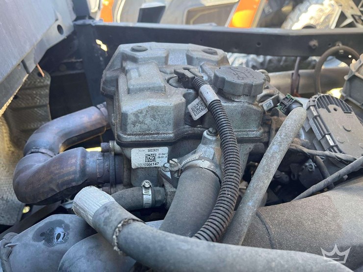 2017-bobcat-4x4-gas-utility-cart-image-24