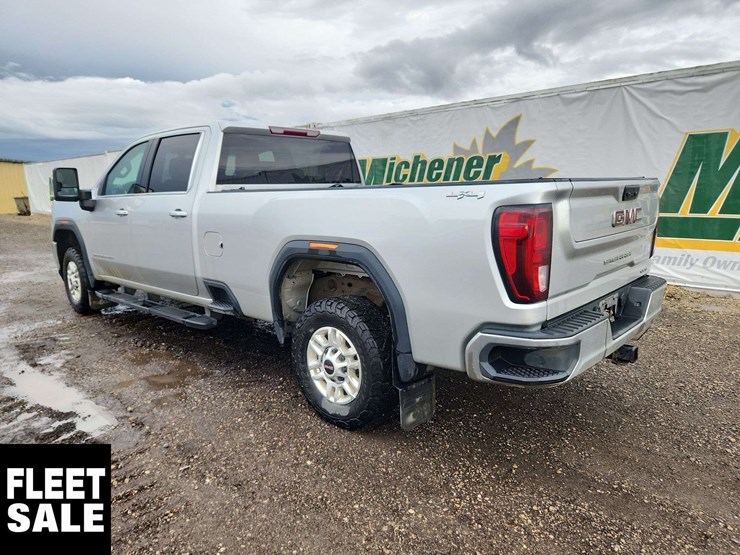 2023-gmc-sierra-2500hd-image-3