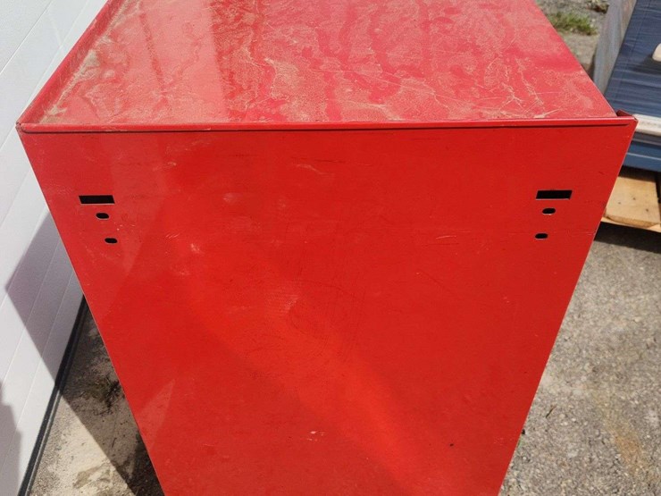 gray-tools-rolling-toolbox-(only-bottom)-image-3