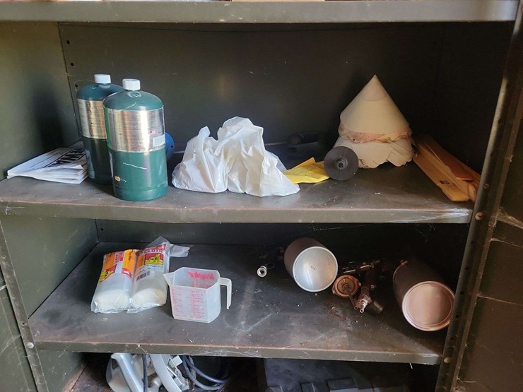 metal-storage-cabinet-with-assorted-tools-and-shop-supplies-image-4