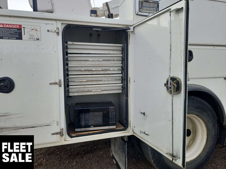 2013-international-durastar-4400-image-40