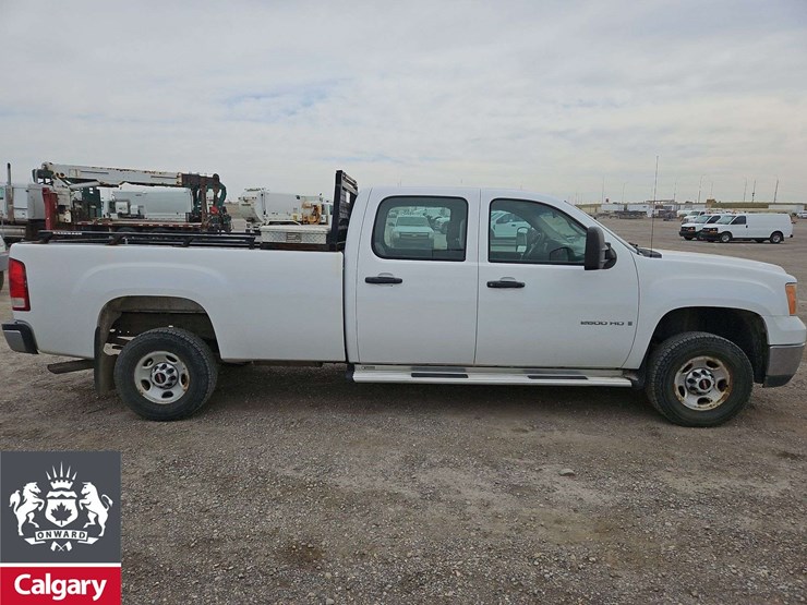 2009-gmc-sierra-2500hd-image-6