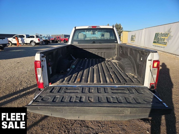 2017-ford-f250-image-15