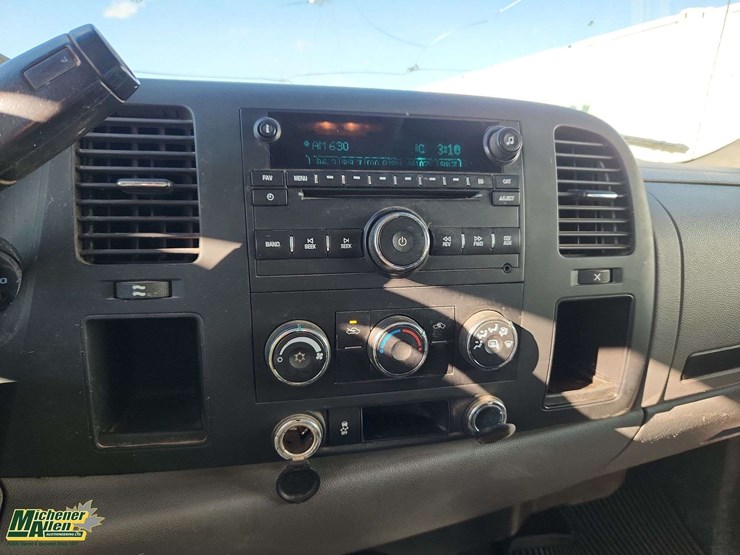2012-chevrolet-silverado-1500-image-20