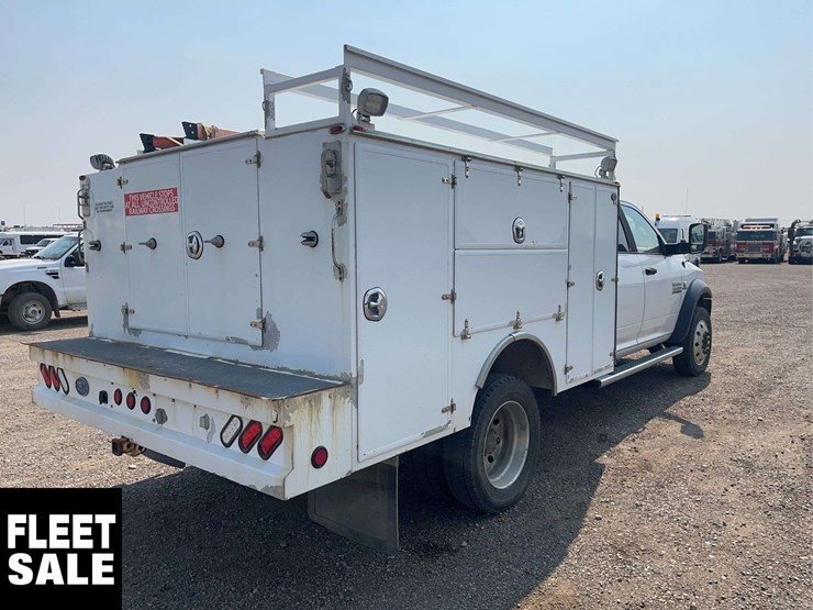 2016-ram-4500-4x4-s/a-service-truck-image-4