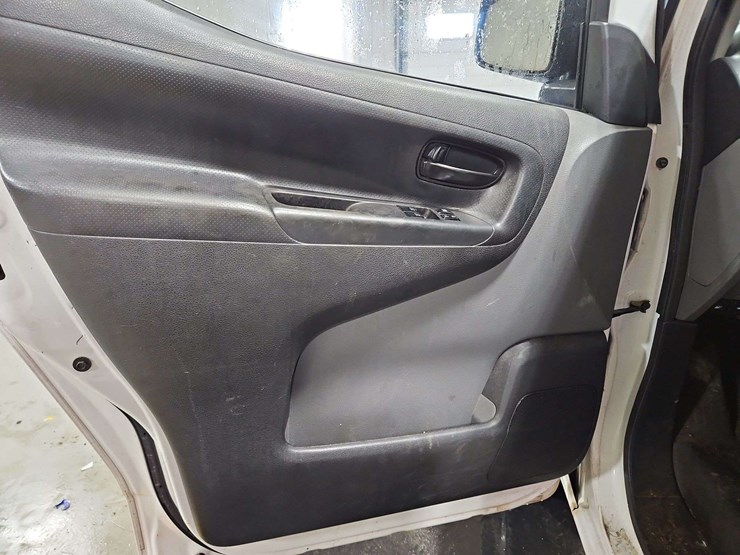 2017-chevrolet-city-express-image-38