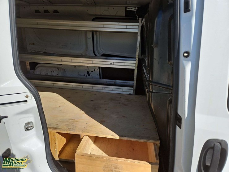 2015-ram-promaster-city-image-14