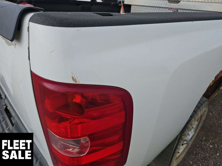 2014-chevrolet-silverado-2500hd-image-35