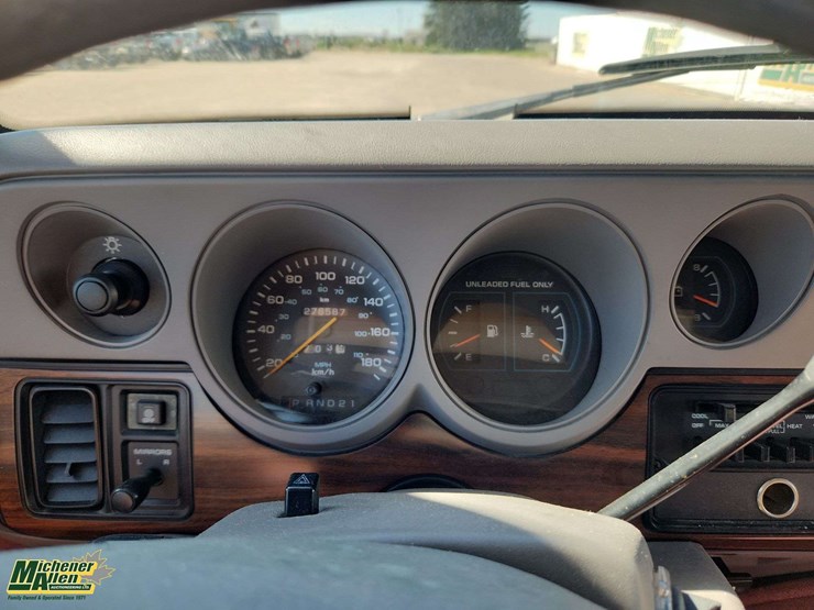 1995-dodge-ram-van-image-14