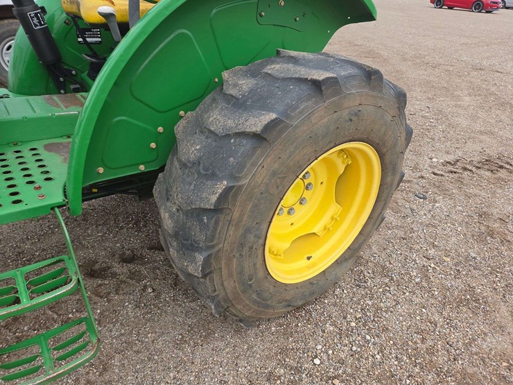 john-deere-5045e-image-6