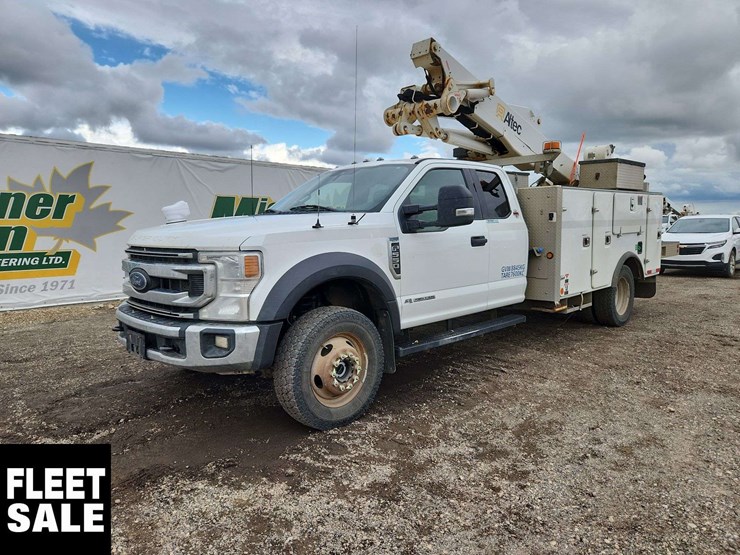 2021-ford-f550-image-1