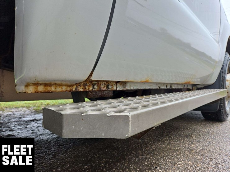 2011-ford-f350-image-39