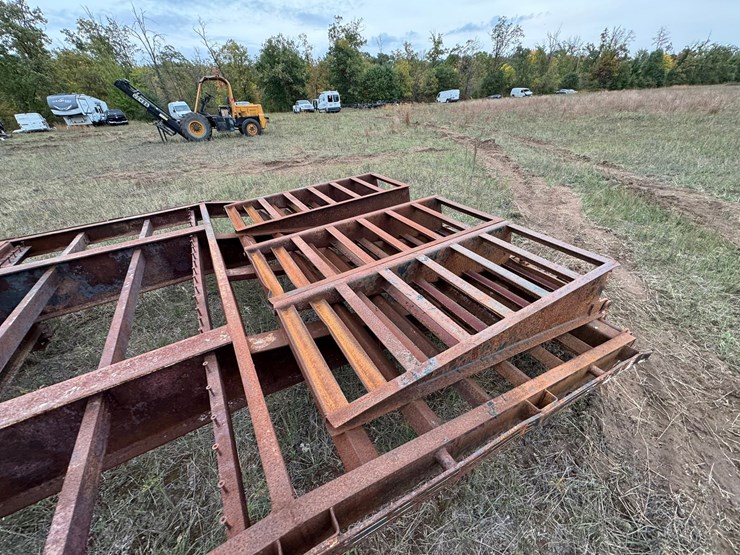 #1945-•-elite-flex-control-gooseneck-trailer-frame-image-24