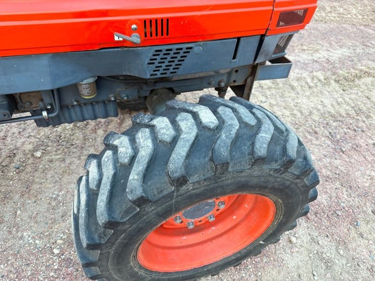 kubota-l3600-image-9