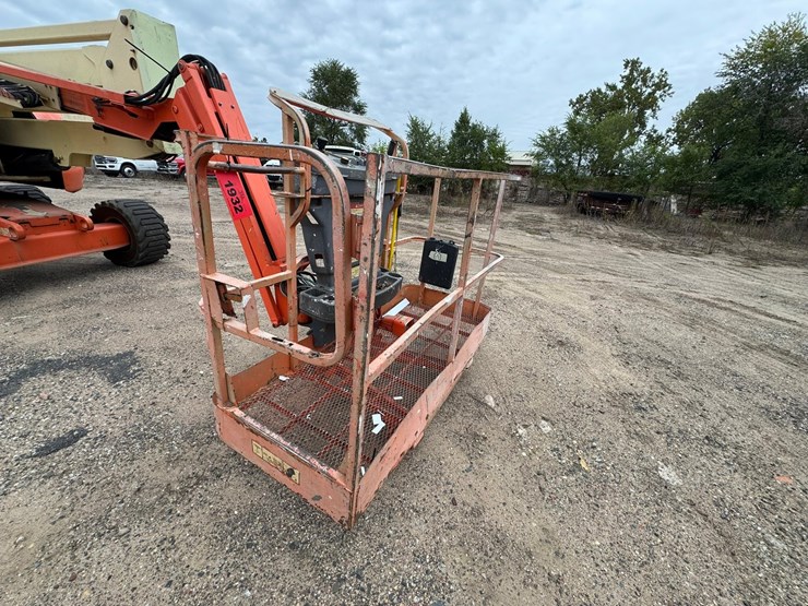 2005-jlg-450aj-image-40