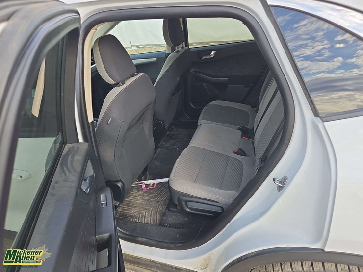 2020-ford-escape-image-14