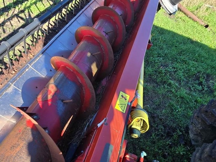 2011-case-ih-3020-image-18