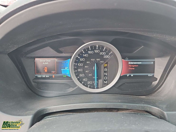 2015-ford-explorer-limited-image-21