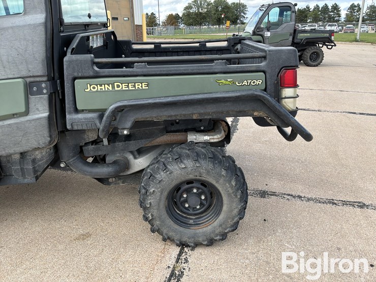 2016-john-deere-gator-image-9