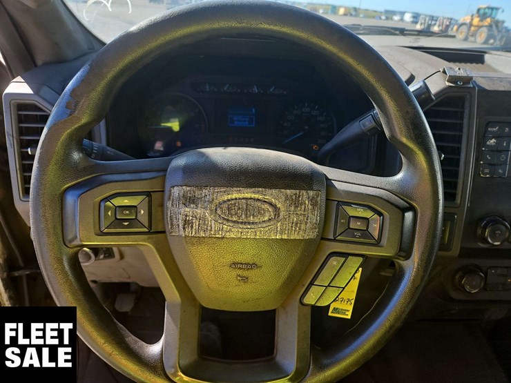 2020-ford-f350-image-17
