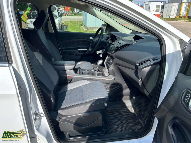 2018-ford-escape-image-12