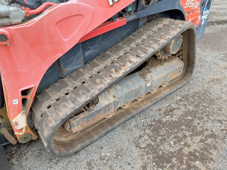 2019-kubota-svl95-2s-image-17