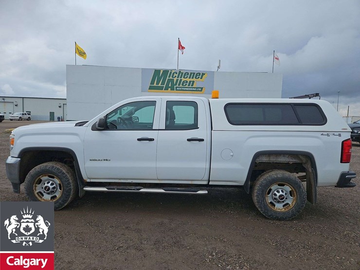 2015-gmc-sierra-2500hd-image-5